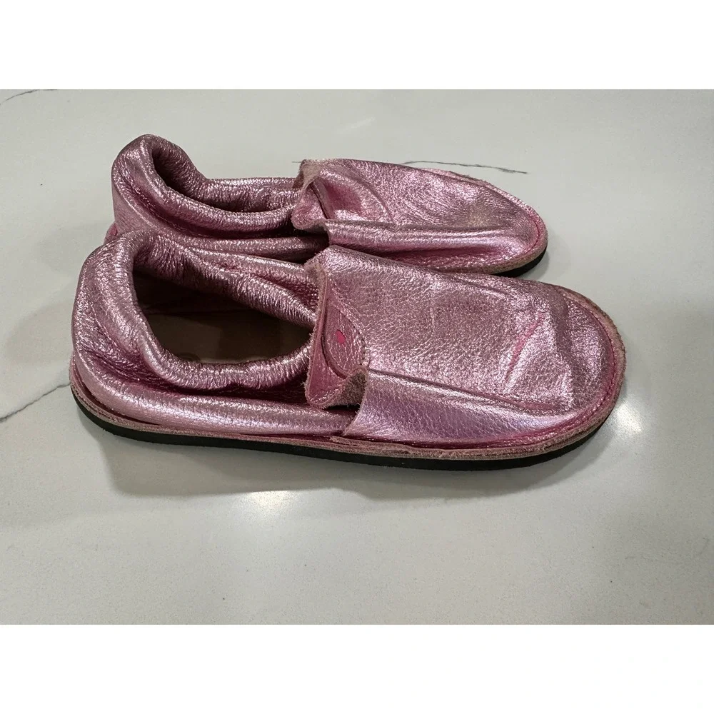 Softstar Metallic Pink Leather Slip On Shoes Kids Size 3 Wide Vibram Sole Barefo